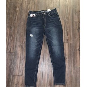 Denizen from Levi’s Ultra High Rise Ankle Jeggings
